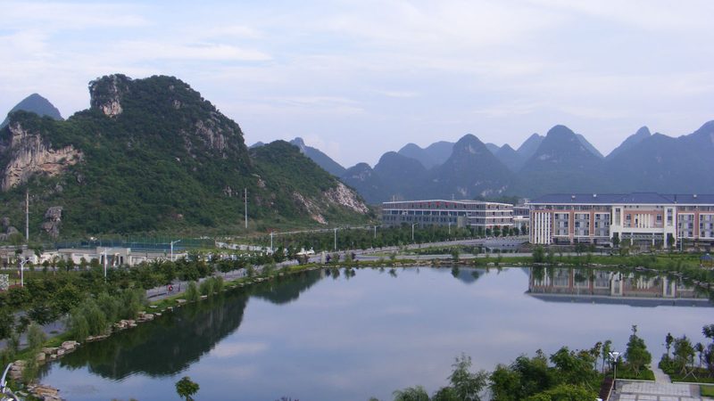 电子加工公司资质要求：揭秘行业门槛与标准**
